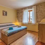 2 Bedroom Stunning In بيت للعطل فاجانا
