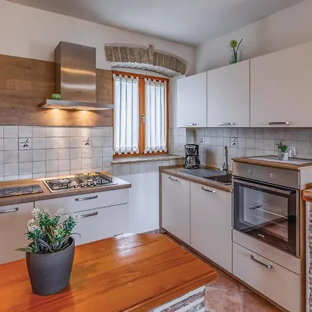 2 Bedroom Stunning In Holiday home