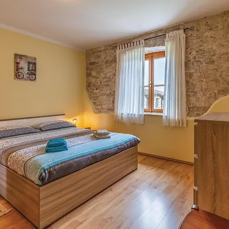 Awesome In With Wifi Vikendica Fazana